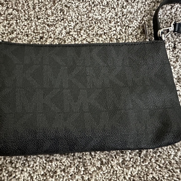 Michael Kors Wristlet - Picture 2 of 3